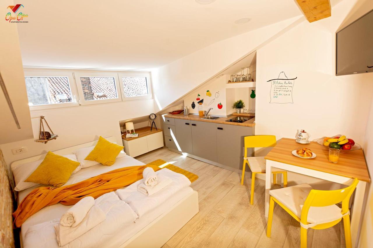 Apartments Opa Opa ริเยกา ภายนอก รูปภาพ